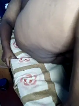 SwaggingCrying online show from February 27, 2026, 10:15 am