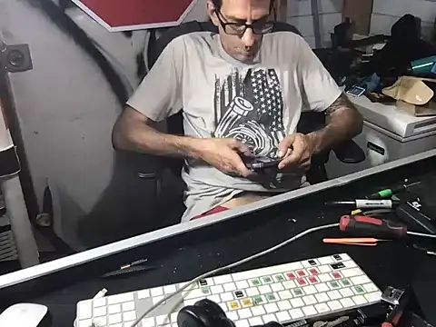 SinlessFreedom7 online show from February 16, 2026, 5:53 pm