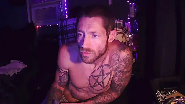 KingCole2390 online show from February 12, 2026, 2:28 am