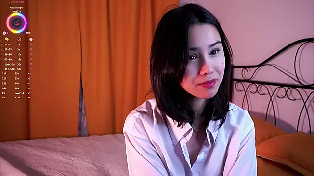 StaciaBratz online show from November 23, 2025, 7:13 pm