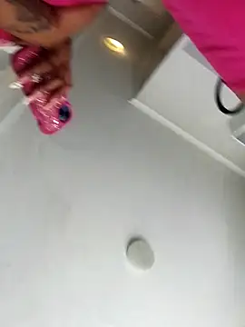 Snapshot of Kaylor4 chatting on November 21, 2025, 12:37 pm Kaylor4 online show from November 21, 2025, 12:37 pm