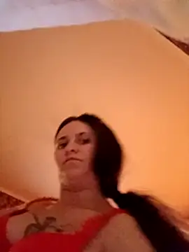 stropinela23 online show from February 8, 2026, 3:04 pm