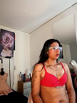 SamathaMay online show from March 13, 2026, 1:18 pm