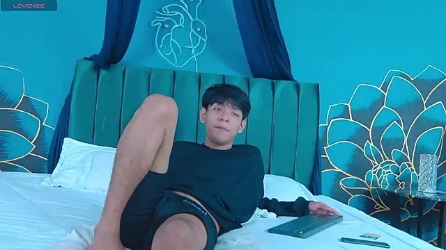 Liam Sinclair online show from February 8, 2026, 4:43 pm