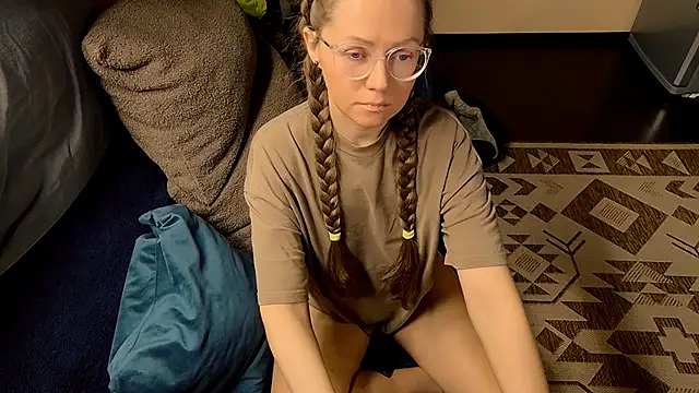 Snapshot of G0LDI chatting on April 1, 2026, 4:48 pm G0LDI online show from April 1, 2026, 4:48 pm