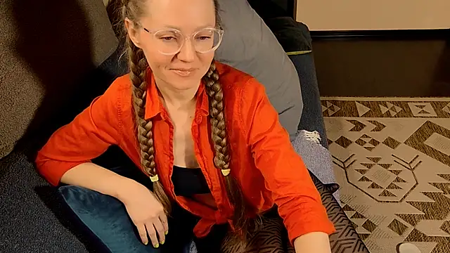 Snapshot of G0LDI chatting on April 12, 2026, 3:06 pm G0LDI online show from April 12, 2026, 3:06 pm