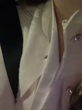 Queen-of-Love online show from January 6, 2026, 11:25 am