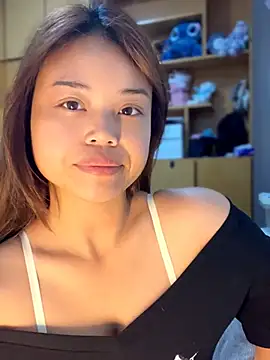 Toffee-00 online show from June 12, 2026, 11:42 am