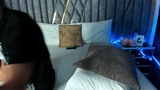 NicolaiKarav online show from February 15, 2026, 11:52 am