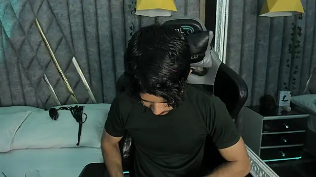 NicolaiKarav online show from May 24, 2026, 12:43 pm
