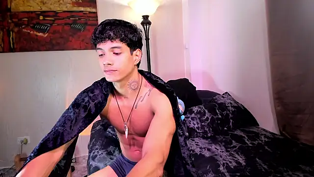 Snapshot of aress_damon chatting on February 5, 2026, 9:41 pm aress damon online show from February 5, 2026, 9:41 pm