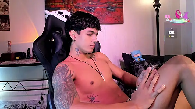 Snapshot of aress_damon chatting on February 8, 2026, 9:18 pm aress damon online show from February 8, 2026, 9:18 pm