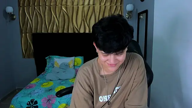 Snapshot of _ian_sweet chatting on November 23, 2025, 7:35 pm ian sweet online show from November 23, 2025, 7:35 pm