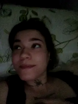 frutillitaaok  online show from November 22, 2025, 12:20 am