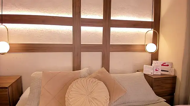 SarhaVega online show from April 9, 2026, 1:05 pm