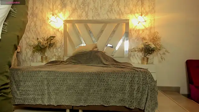 Snapshot of Mysterius_Woman chatting on June 15, 2026, 11:23 am Mysterius Woman online show from June 15, 2026, 11:23 am