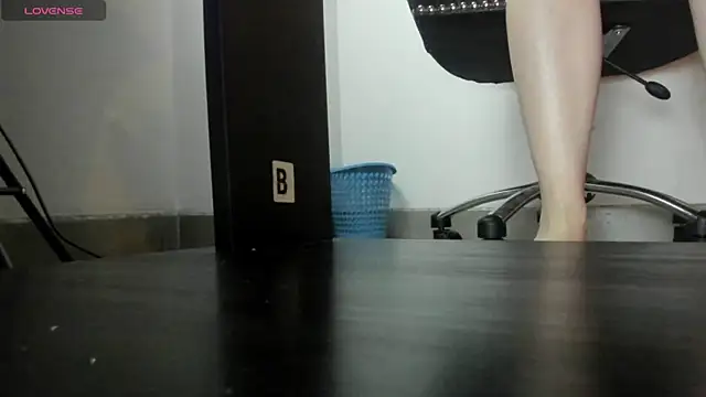 Snapshot of Mysterius_Woman chatting on July 11, 2026, 11:13 am Mysterius Woman online show from July 11, 2026, 11:13 am