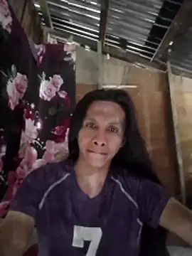 Snapshot of lovelycarla32 chatting on December 15, 2025, 3:00 am lovelycarla32 online show from December 15, 2025, 3:00 am