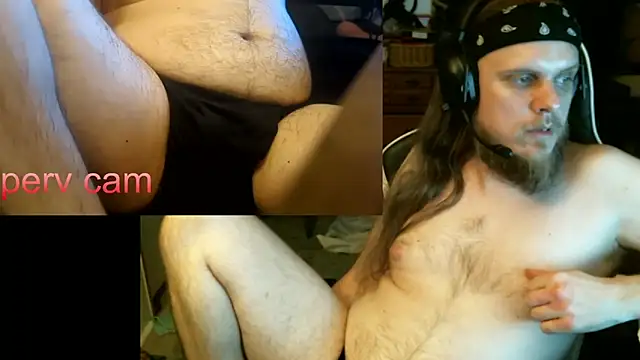 Snapshot of watchmegamer chatting on November 24, 2025, 4:29 pm watchmegamer online show from November 24, 2025, 4:29 pm