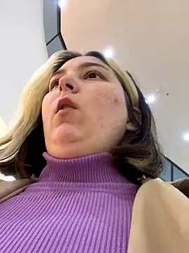 Snapshot of KateBurlesk chatting on November 24, 2025, 8:25 am KateBurlesk online show from November 24, 2025, 8:25 am