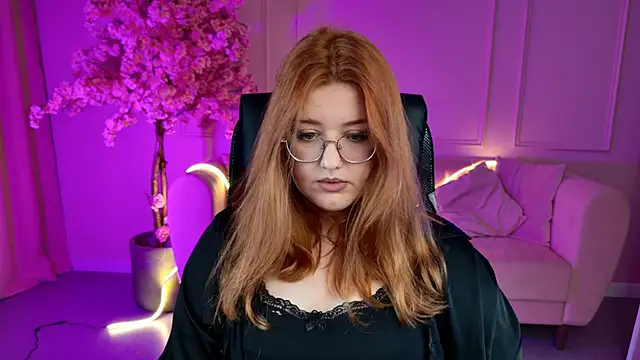 Snapshot of StaceyJensen chatting on November 24, 2025, 5:29 am StaceyJensen online show from November 24, 2025, 5:29 am