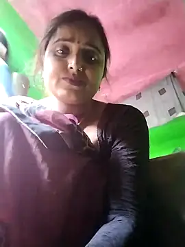 Snapshot of Pooja_hote chatting on November 30, 2025, 5:22 am Pooja hote online show from November 30, 2025, 5:22 am