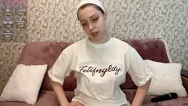 Snapshot of Lilidreamsy chatting on February 16, 2026, 9:05 am Lilidreamsy online show from February 16, 2026, 9:05 am