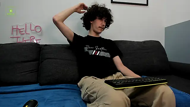 Dilan Wolfe online show from April 23, 2026, 11:20 am