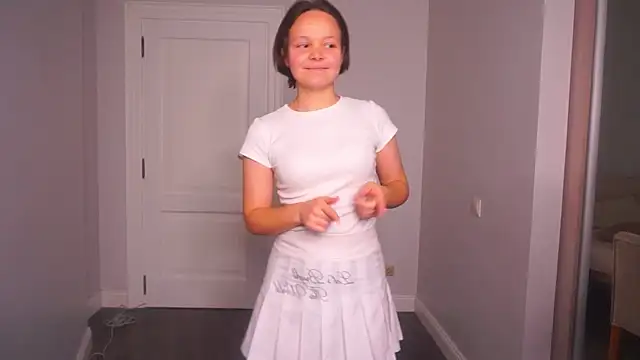 Snapshot of MerriCarros chatting on November 23, 2025, 11:54 am MerriCarros online show from November 23, 2025, 11:54 am