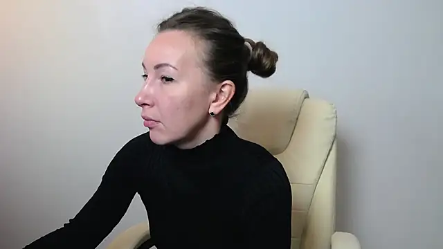 Snapshot of Brandy_Gem chatting on April 20, 2026, 1:14 pm Brandy Gem online show from April 20, 2026, 1:14 pm
