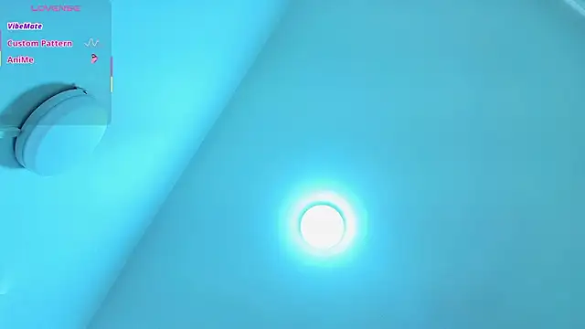 Snapshot of MIKU_TAY1 chatting on February 6, 2026, 7:06 pm MIKU TAY1 online show from February 6, 2026, 7:06 pm