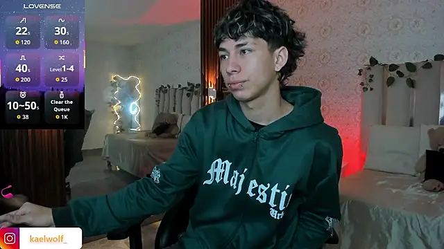 Snapshot of kaelwolf_tay chatting on February 5, 2026, 7:18 pm kaelwolf tay online show from February 5, 2026, 7:18 pm