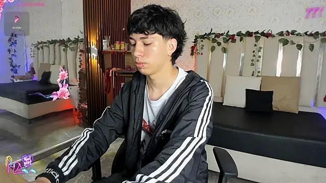 Snapshot of kaelwolf_tay chatting on February 16, 2026, 7:21 pm kaelwolf tay online show from February 16, 2026, 7:21 pm