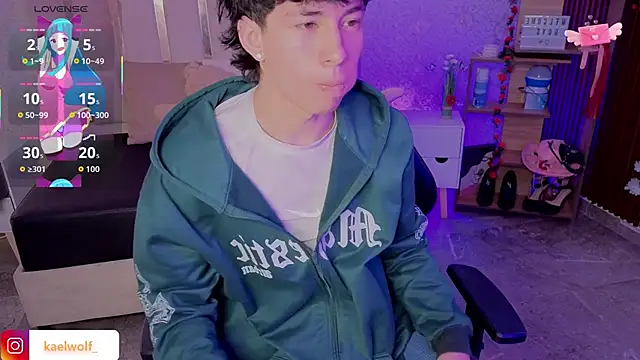 Snapshot of kaelwolf_tay chatting on March 4, 2026, 7:20 pm kaelwolf tay online show from March 4, 2026, 7:20 pm