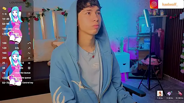 kaelwolf tay online show from March 20, 2026, 7:08 pm