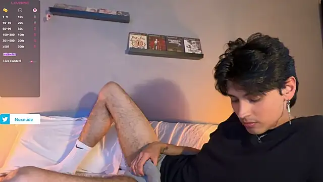 noxnude online show from May 19, 2026, 10:16 pm