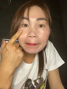 Snapshot of meganmeo chatting on February 17, 2026, 3:58 am meganmeo online show from February 17, 2026, 3:58 am