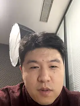 Snapshot of HH-45 chatting on December 4, 2025, 10:24 am HH-45 online show from December 4, 2025, 10:24 am