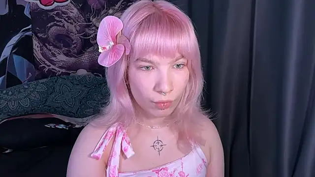 Snapshot of LolaDollyMur chatting on December 21, 2025, 7:10 pm LolaDollyMur online show from December 21, 2025, 7:10 pm