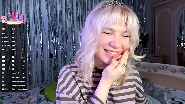 Snapshot of LolaDollyMur chatting on January 10, 2026, 6:09 pm LolaDollyMur online show from January 10, 2026, 6:09 pm