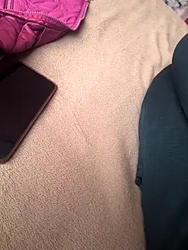 Snapshot of Alexutz21 chatting on March 27, 2026, 8:26 am Alexutz21 online show from March 27, 2026, 8:26 am