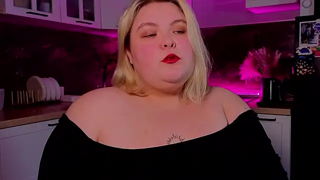 Snapshot of ellagoddes chatting on November 26, 2025, 5:14 pm ellagoddes online show from November 26, 2025, 5:14 pm