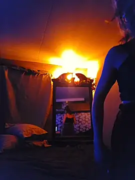 CoSMIcCunty online show from December 5, 2025, 12:58 pm