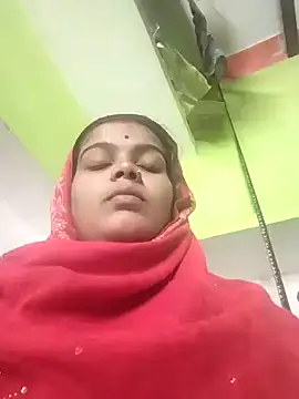 Snapshot of Curvy_Tanishka chatting on December 2, 2025, 3:07 pm Curvy Tanishka online show from December 2, 2025, 3:07 pm