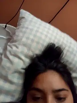 Snapshot of Bizcochitoc4 chatting on February 3, 2026, 10:53 am Bizcochitoc4 online show from February 3, 2026, 10:53 am