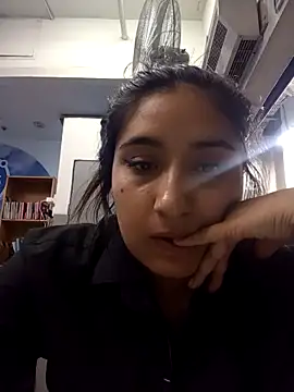 Snapshot of Bizcochitoc4 chatting on February 16, 2026, 9:55 pm Bizcochitoc4 online show from February 16, 2026, 9:55 pm