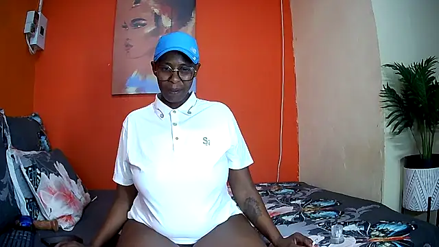 SexyCurves9 online show from April 4, 2026, 8:17 pm