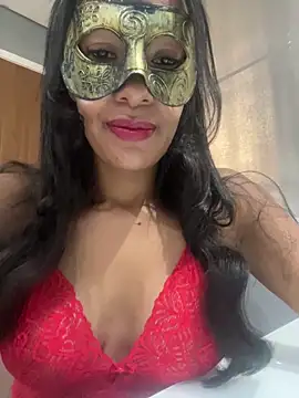 LunnaMaska online show from March 25, 2026, 11:27 am