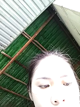 Lin-kute98 online show from April 22, 2026, 12:46 am