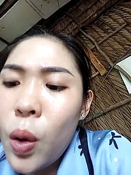 Lin-kute98 online show from May 9, 2026, 2:28 am